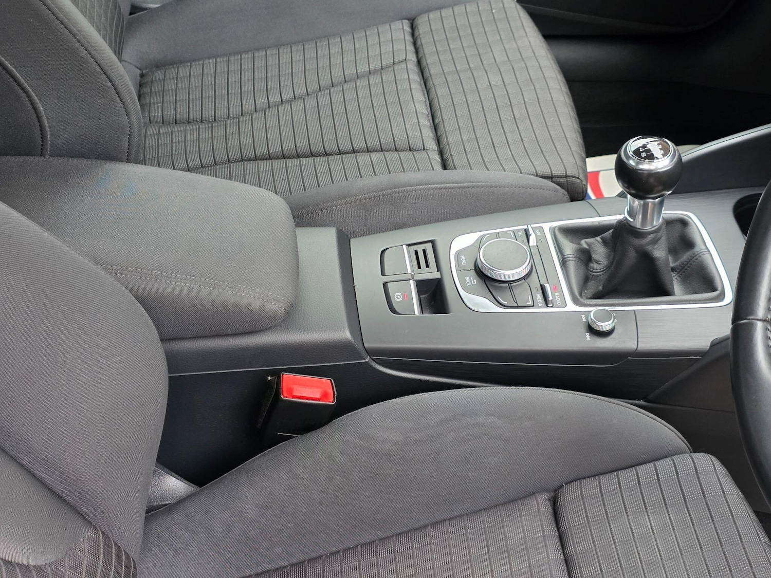 Used Audi A3 2015 for sale - 76528853: Photo 32