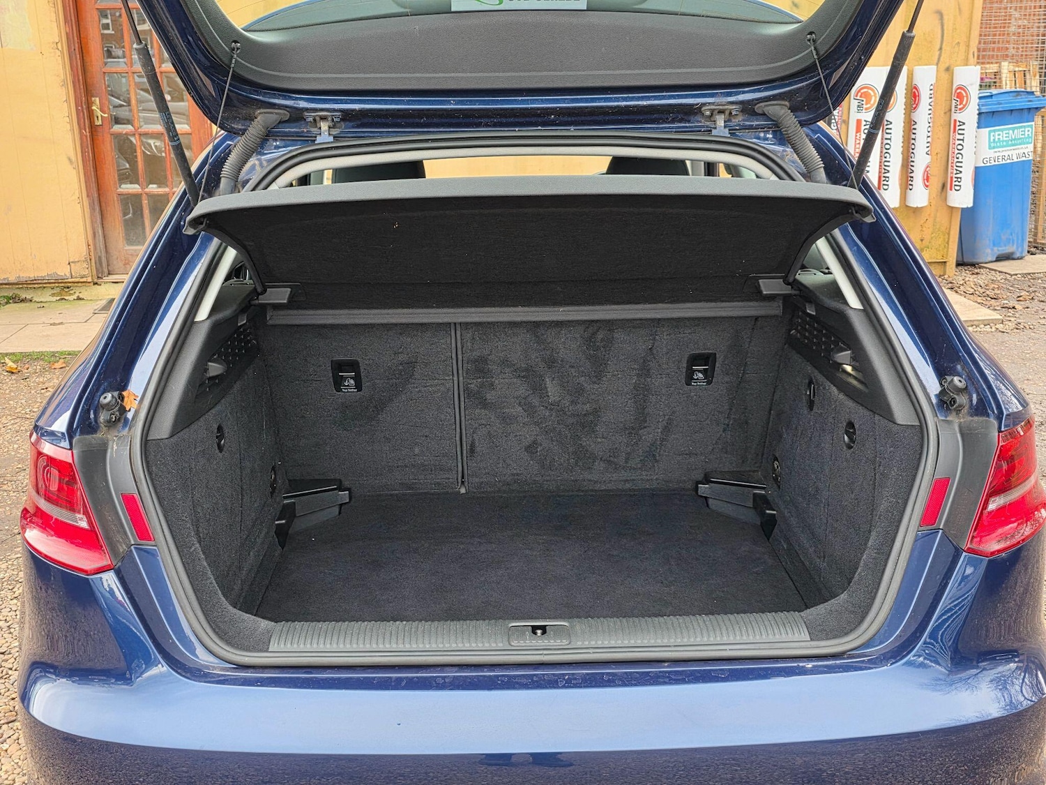 Used Audi A3 2015 for sale - 76528853: Photo 35