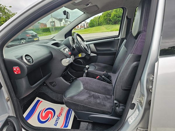Used Toyota AYGO 2012 for sale - 73474233: Photo 10
