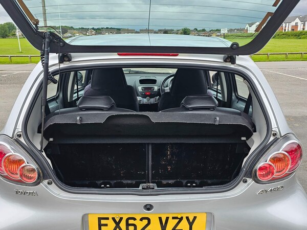 Used Toyota AYGO 2012 for sale - 73474233: Photo 28