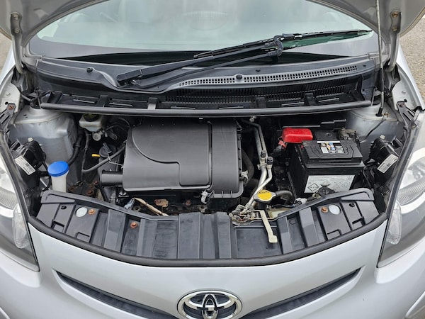 Used Toyota AYGO 2012 for sale - 73474233: Photo 30