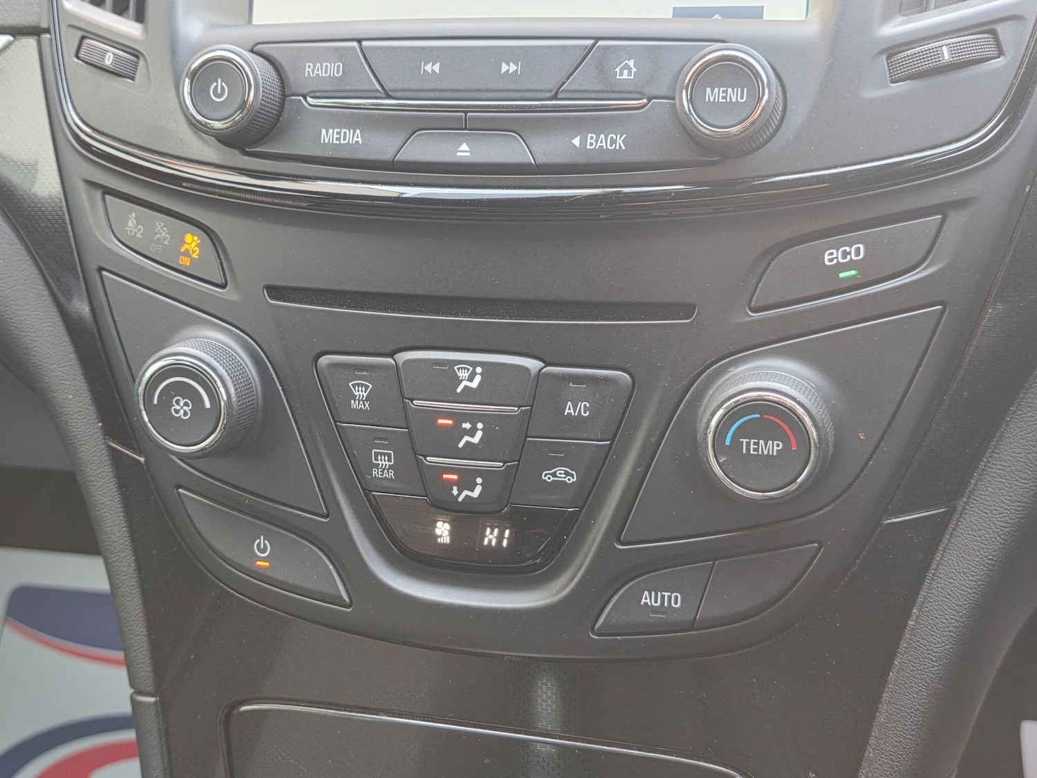 Used Vauxhall Insignia 2016 for sale - 77771411: Photo 28