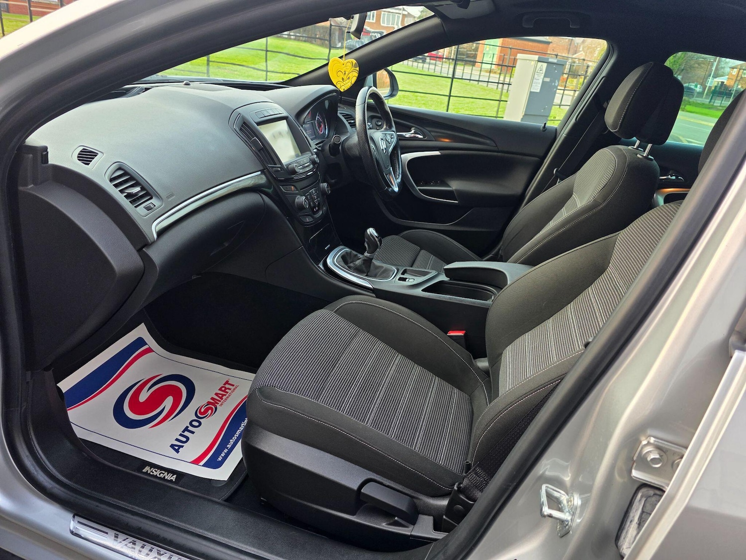 Used Vauxhall Insignia 2016 for sale - 77771411: Photo 9