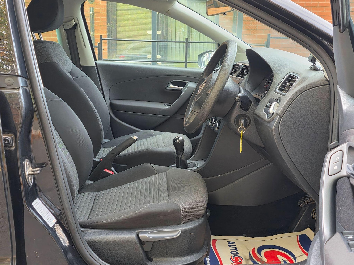 Used Volkswagen Polo 2013 for sale - 76350697: Photo 23