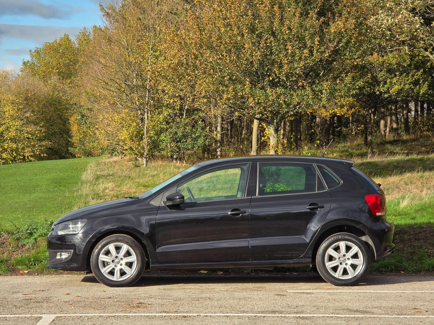 Used Volkswagen Polo 2013 for sale - 76350697: Photo 4