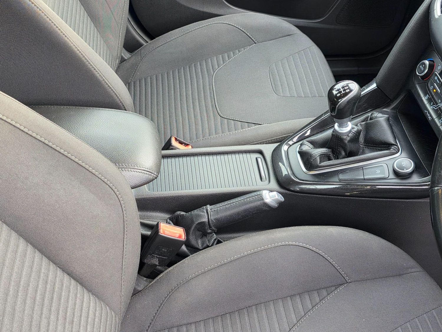 Used Ford Focus 2015 for sale - 78036931: Photo 36