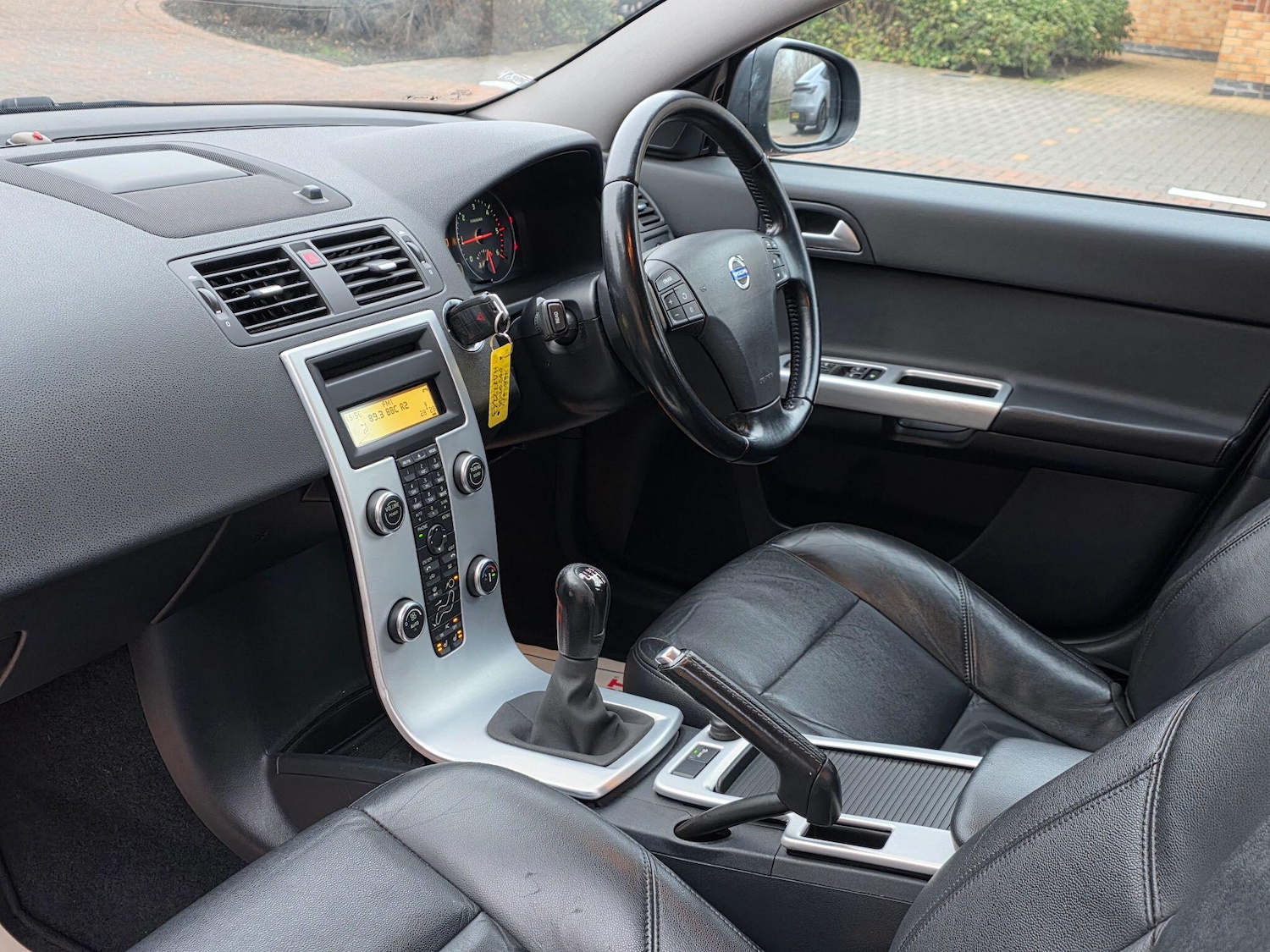 Used Volvo S40 2012 for sale - 77360675: Photo 11