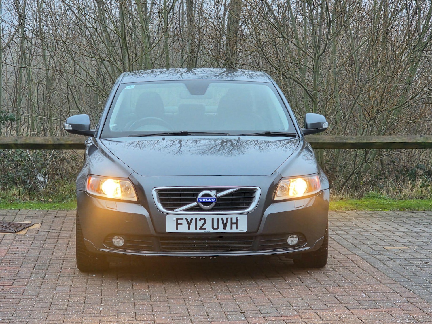 Used Volvo S40 2012 for sale - 77360675: Photo 2