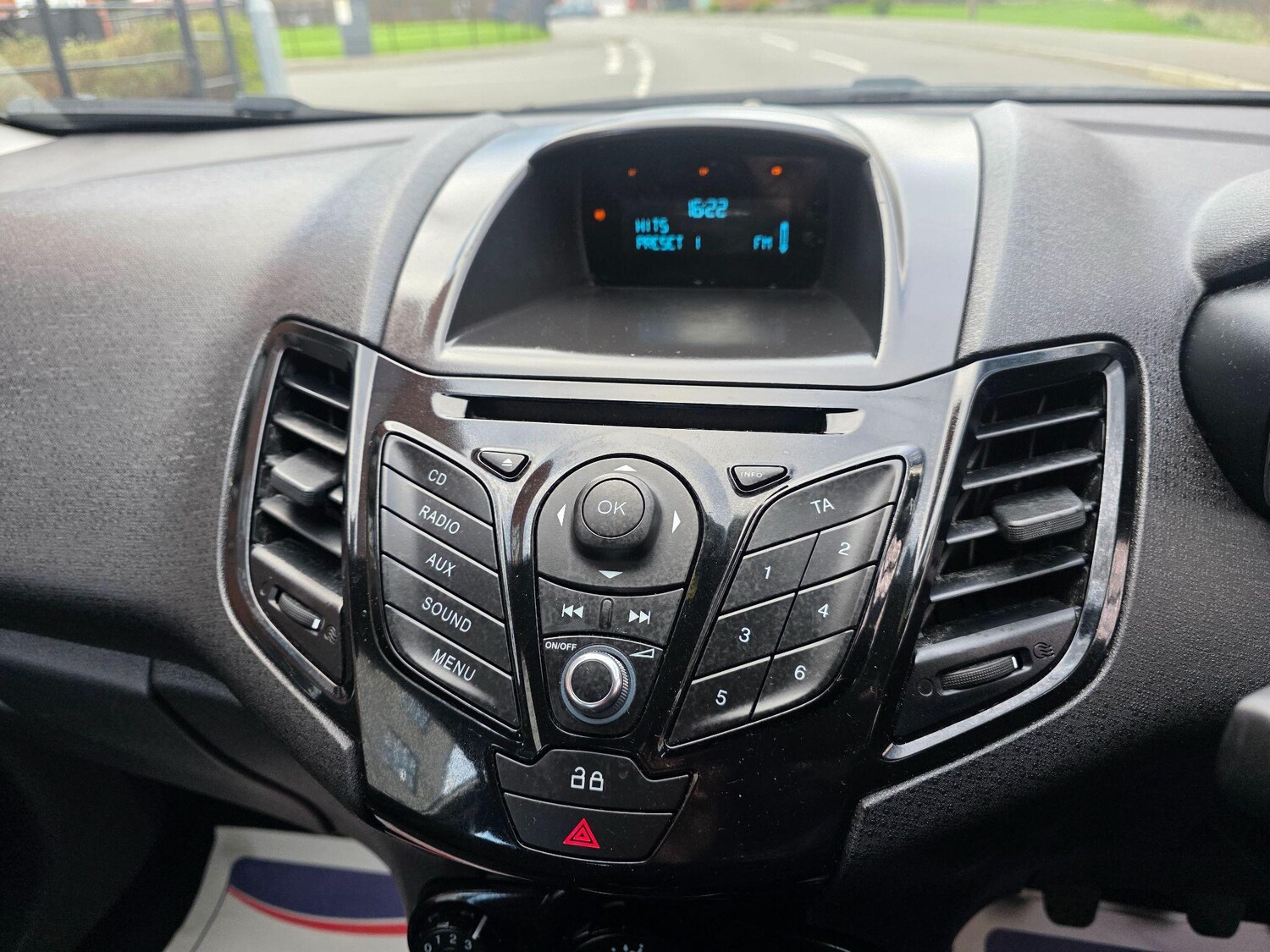 Used Ford Fiesta 2013 for sale - 77826865: Photo 23