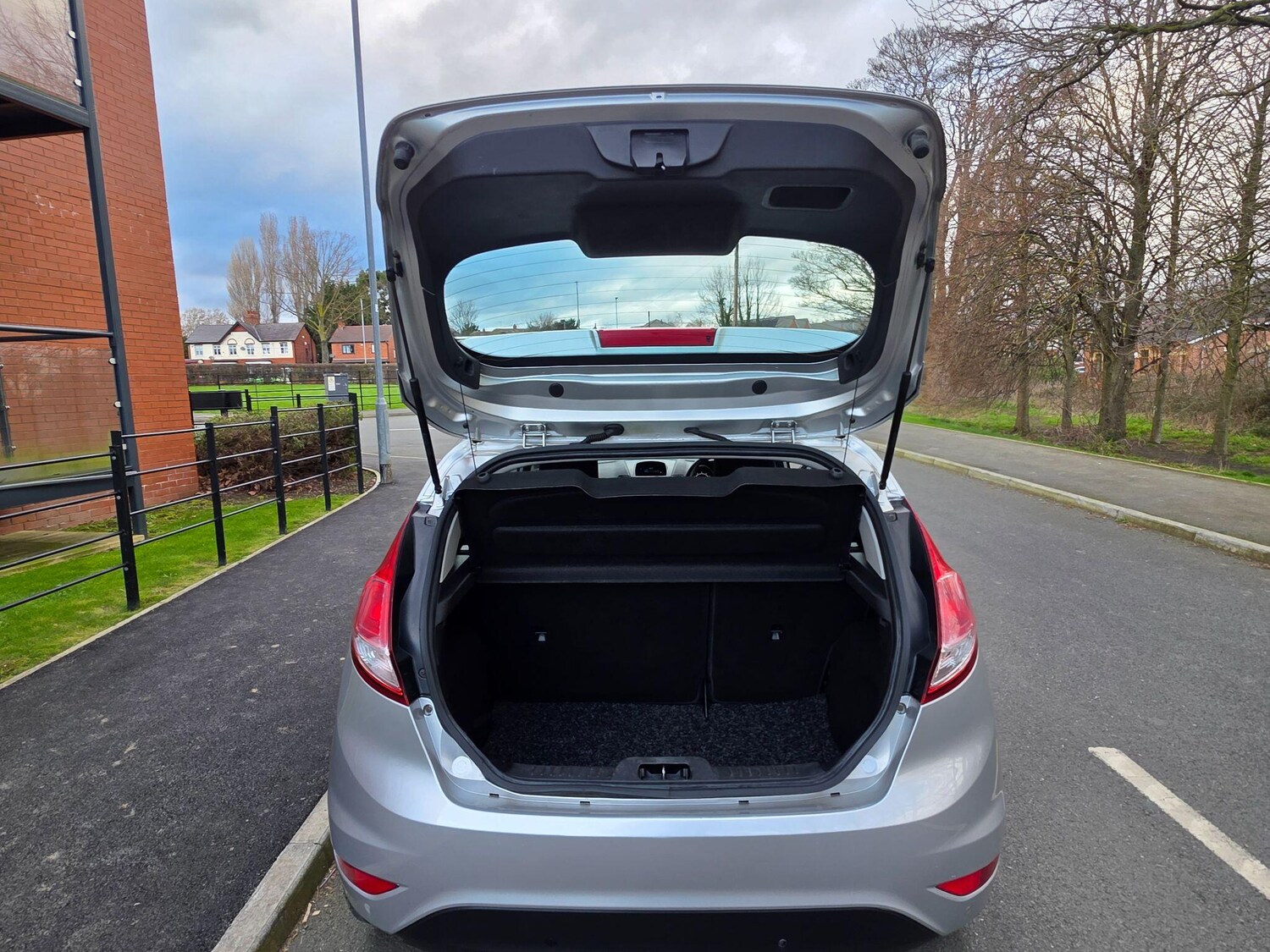 Used Ford Fiesta 2013 for sale - 77826865: Photo 32