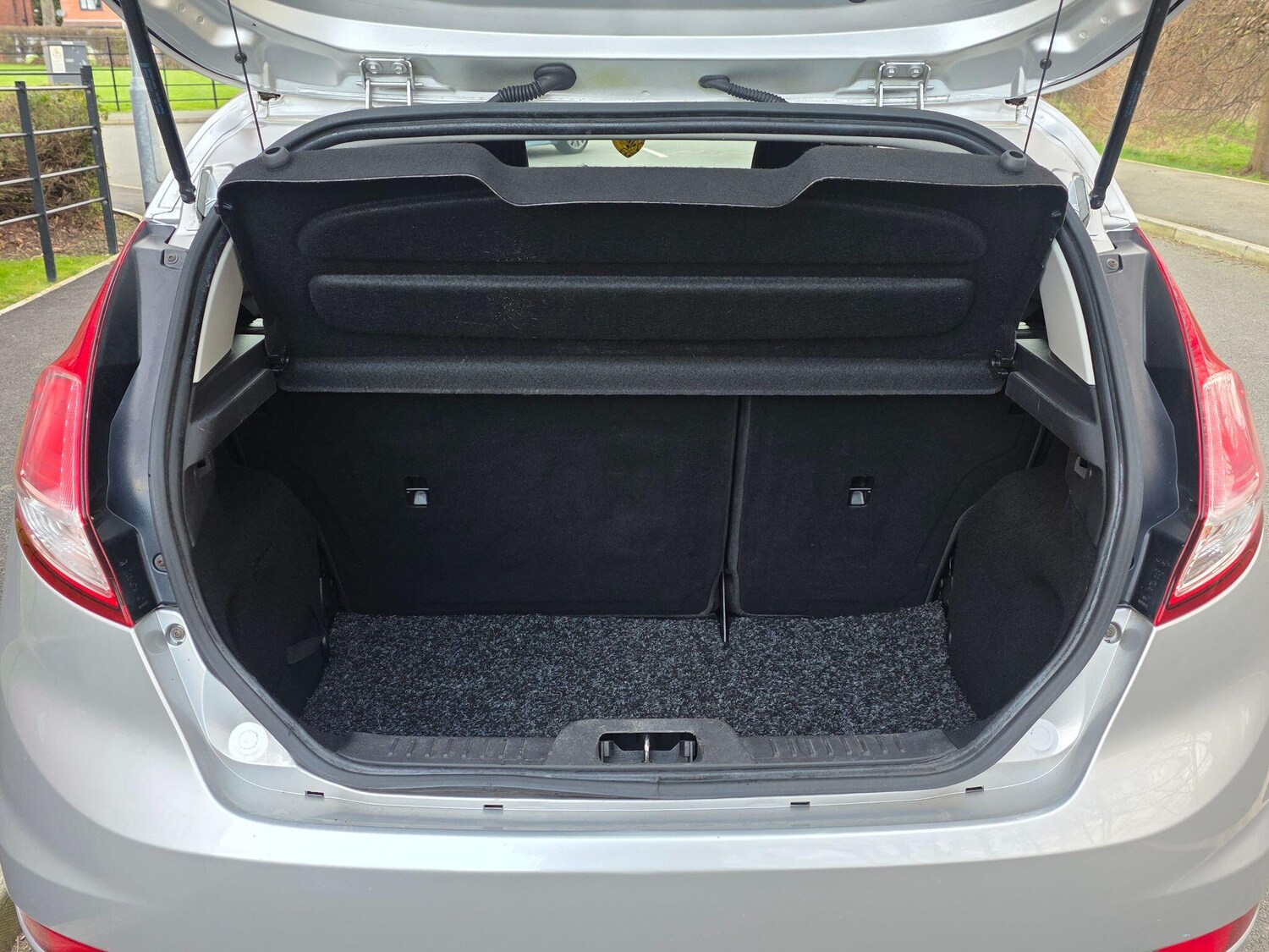 Used Ford Fiesta 2013 for sale - 77826865: Photo 33