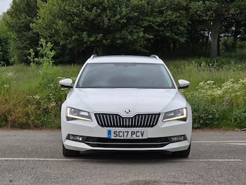 Used Skoda Superb 2017 for sale - 79670412: Photo