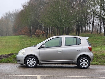 Used Toyota Yaris 2005 for sale - 77269463: Photo