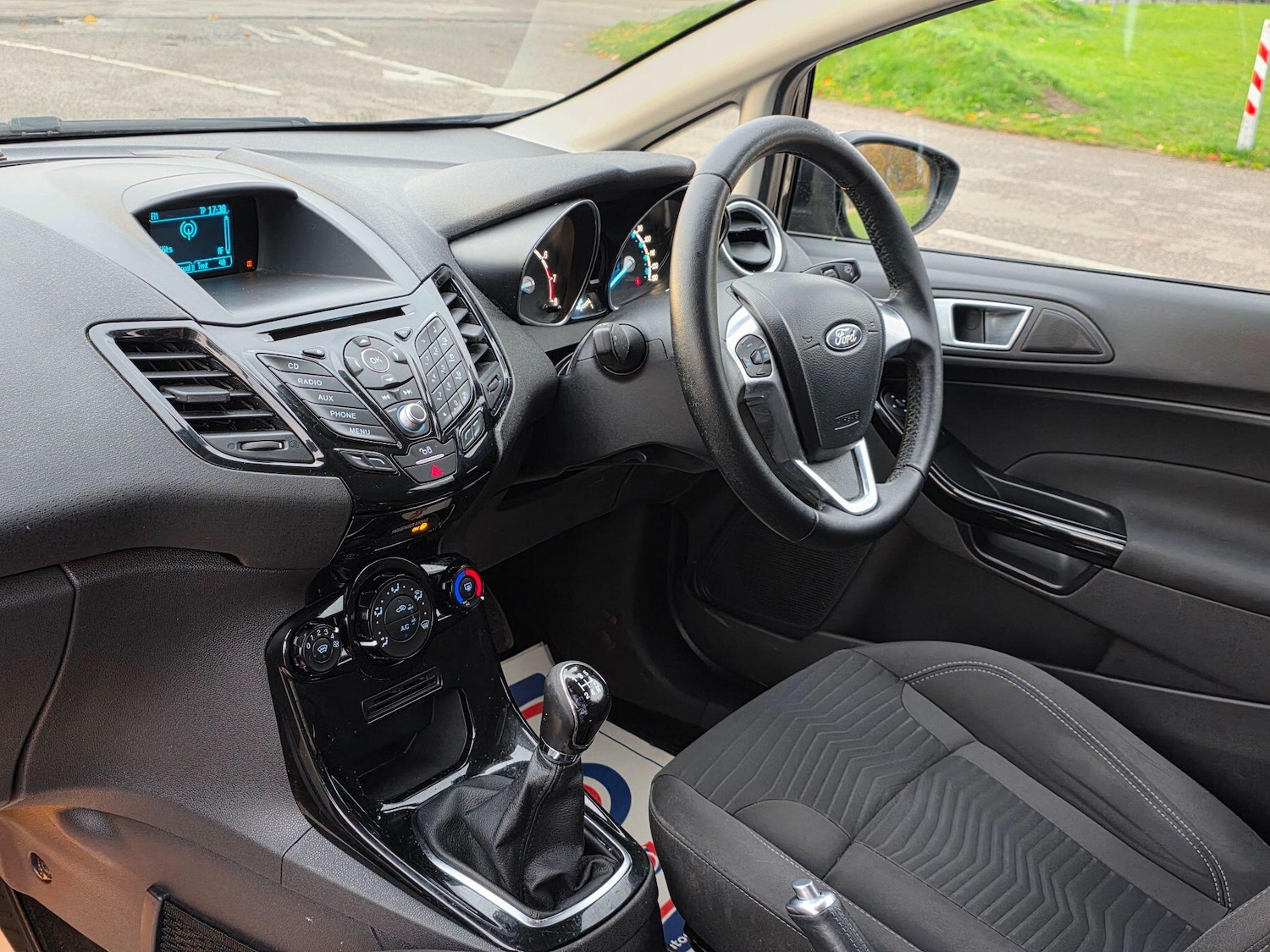 Used Ford Fiesta 2015 for sale - 76487341: Photo 11