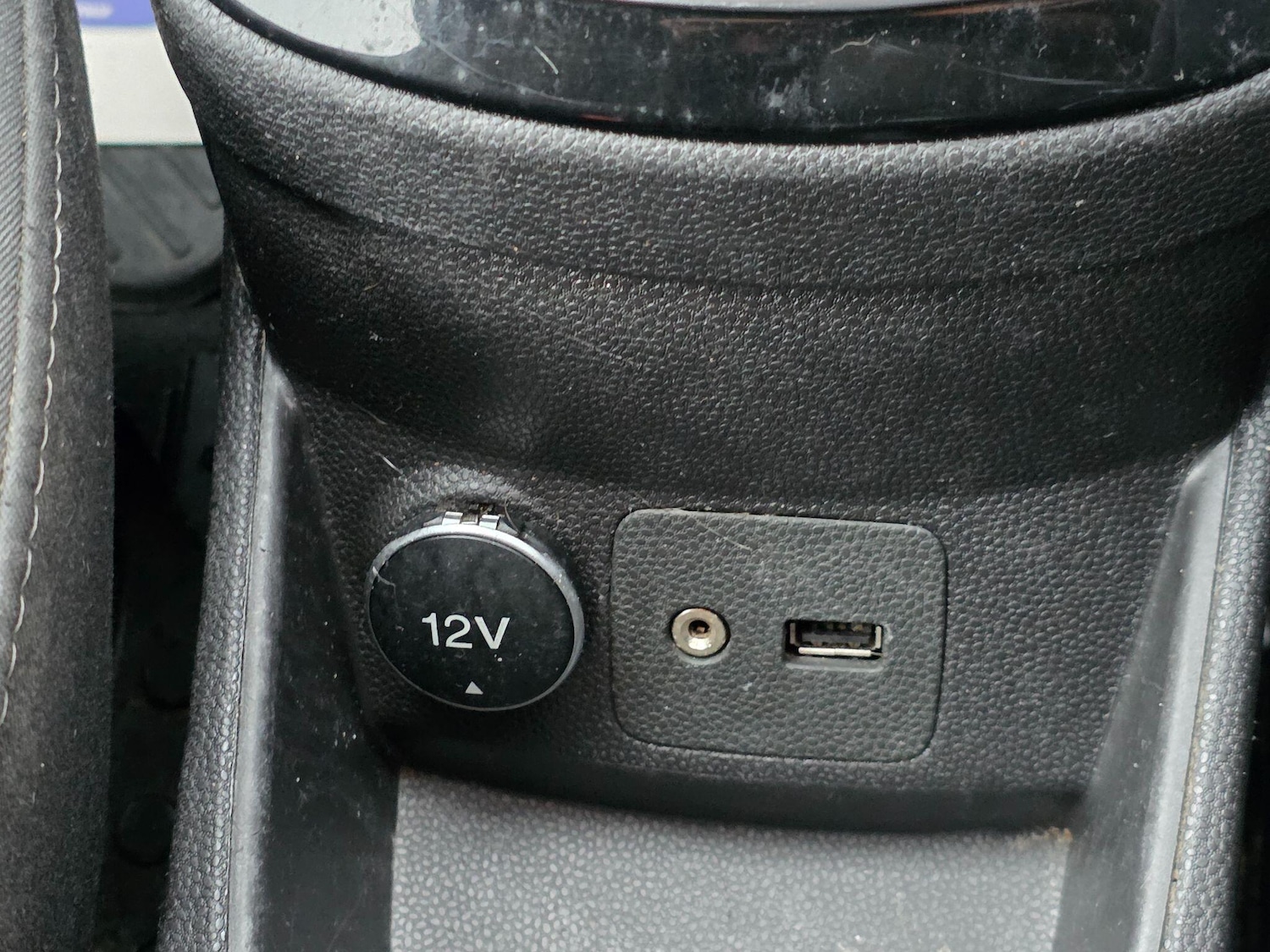 Used Ford Fiesta 2015 for sale - 76487341: Photo 27