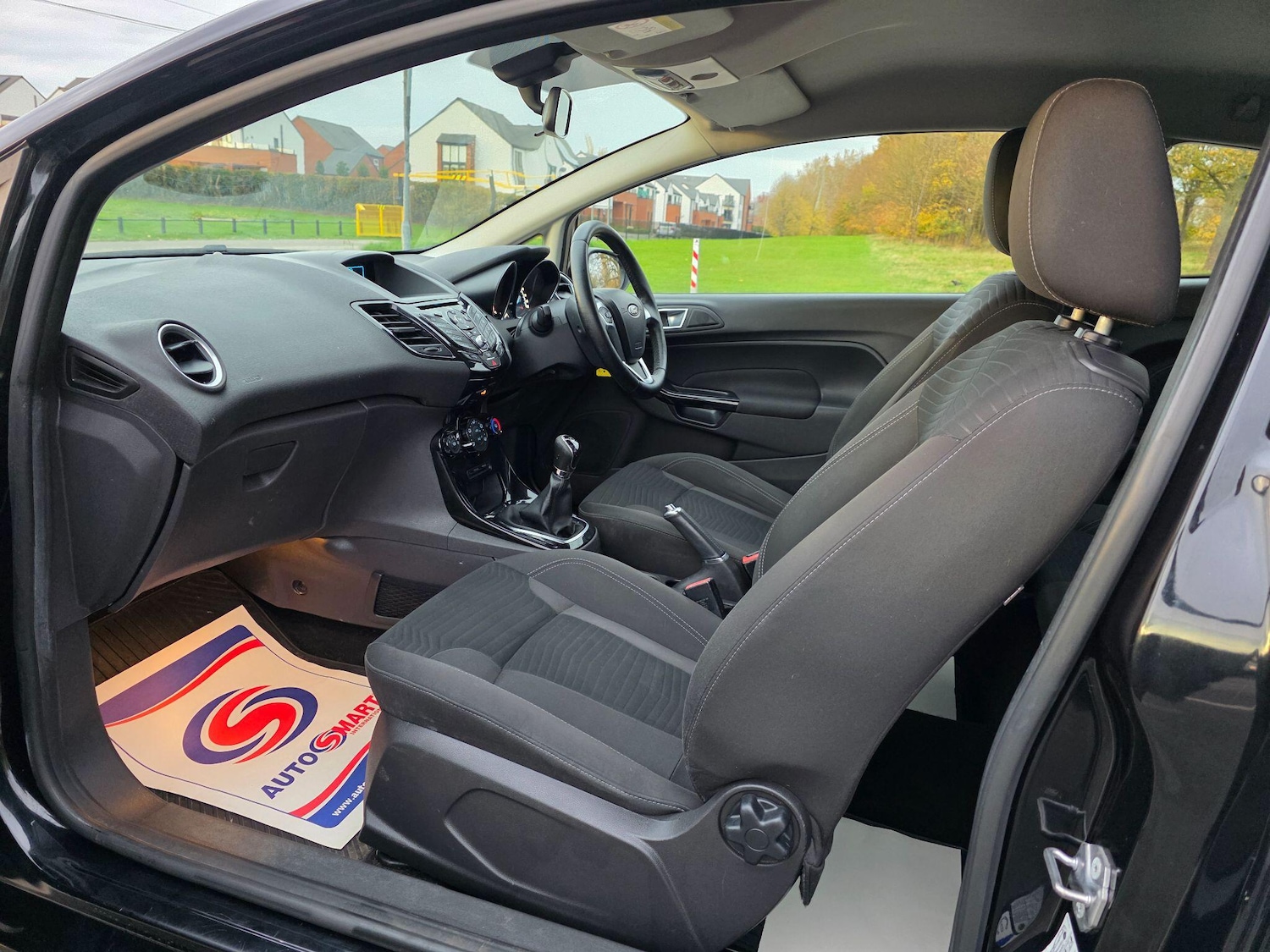 Used Ford Fiesta 2015 for sale - 76487341: Photo 9