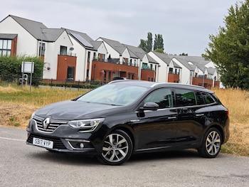 Used Renault Megane 2017 for sale - 79250158: Photo