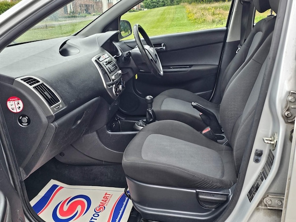 Used Hyundai i20 2014 for sale - 73474239: Photo 10