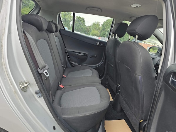 Used Hyundai i20 2014 for sale - 73474239: Photo 14