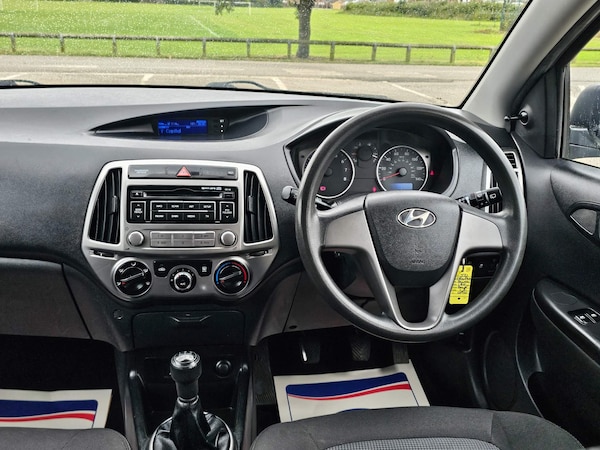 Used Hyundai i20 2014 for sale - 73474239: Photo 17