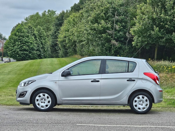 Used Hyundai i20 2014 for sale - 73474239: Photo 4