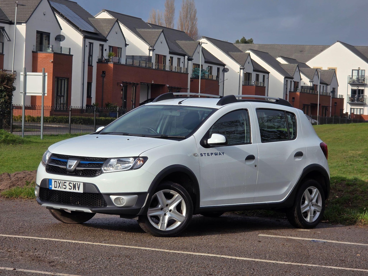 Used Dacia Sandero Stepway 2015 for sale - 77401418: Photo 3