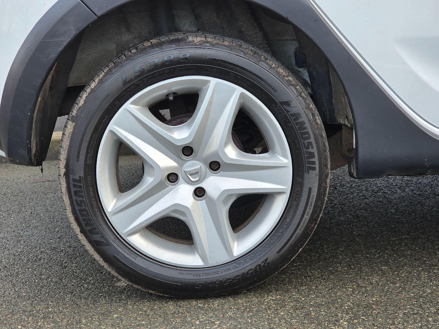 Used Dacia Sandero Stepway 2015 for sale - 77401418: Photo 36