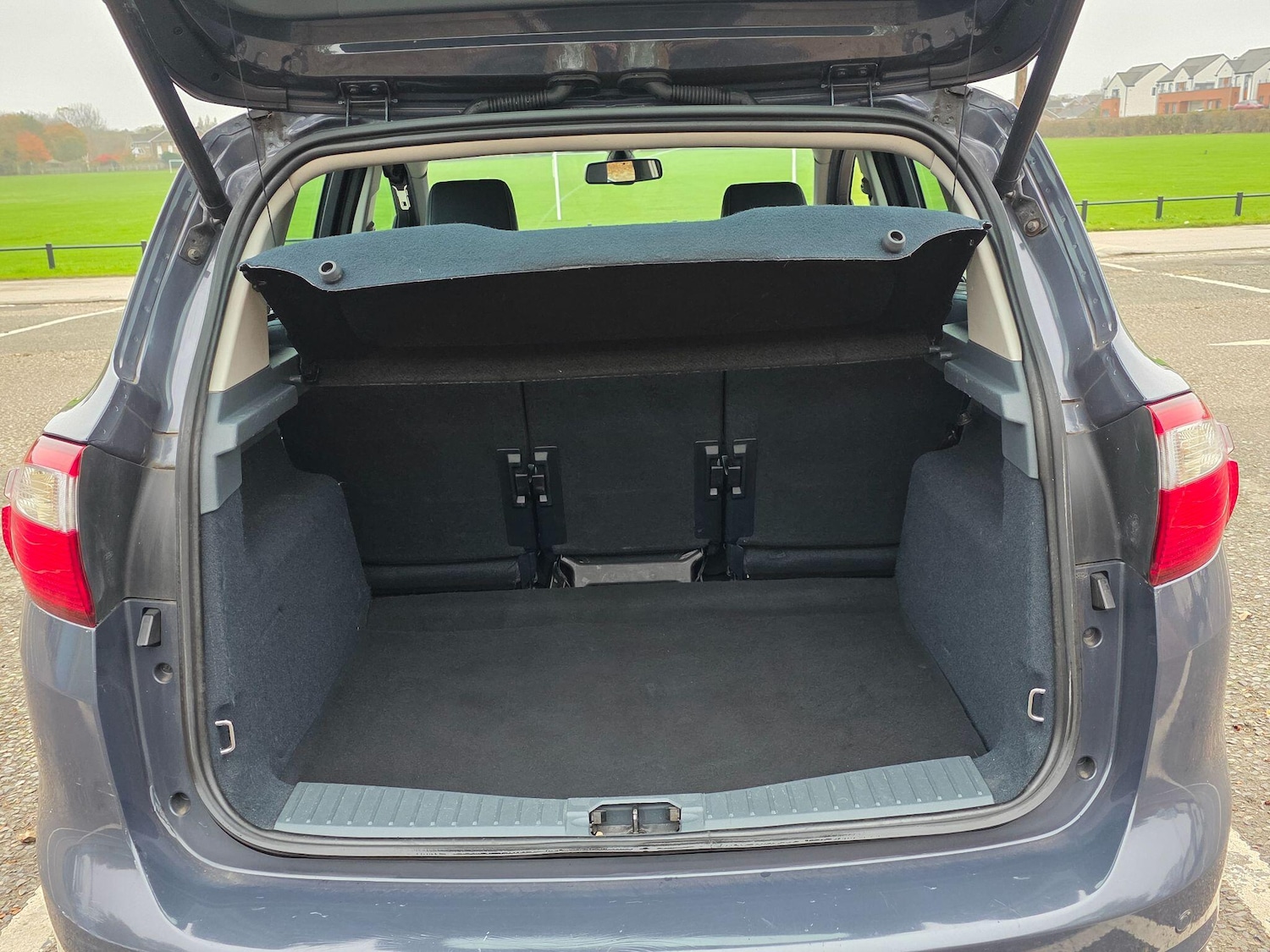 Used Ford C-Max 2011 for sale - 76514669: Photo 38