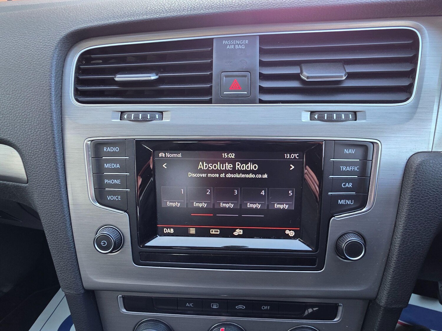 Used Volkswagen Golf 2014 for sale - 77755900: Photo 26