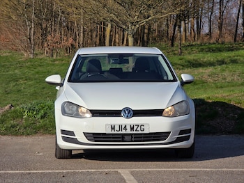 Used Volkswagen Golf 2014 for sale - 77755900: Photo