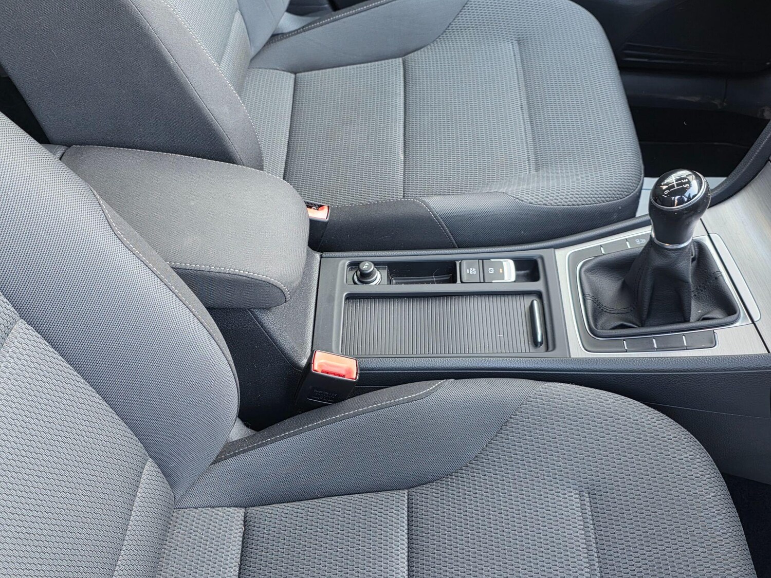 Used Volkswagen Golf 2014 for sale - 77755900: Photo 37