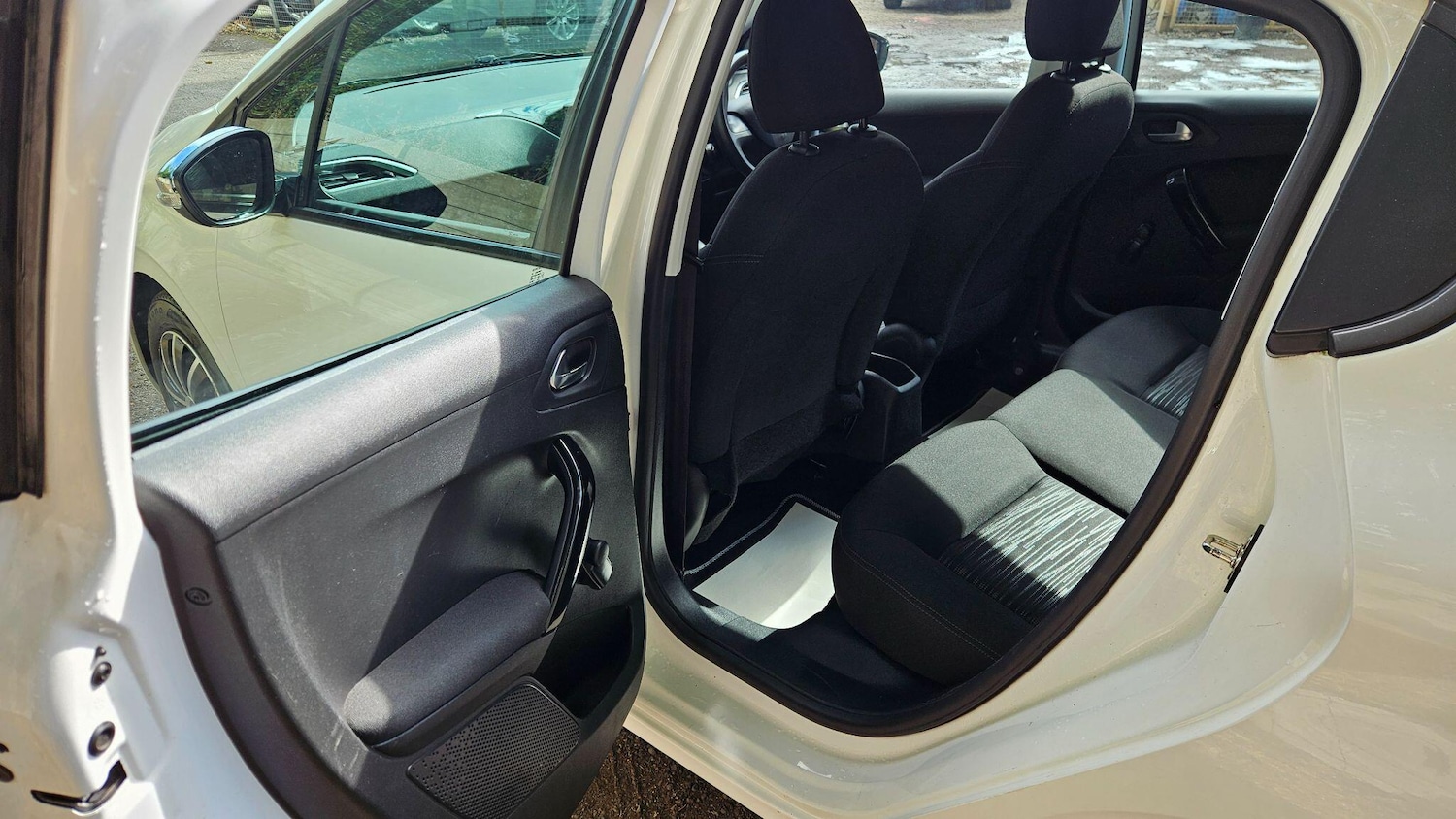 Vehicle 14