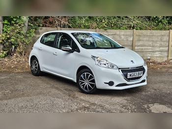 Used Peugeot 208 2013 for sale - 75891913: Photo