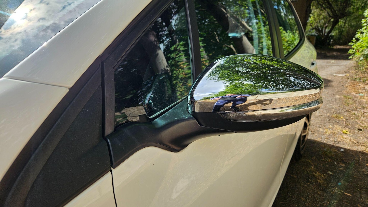 Vehicle 28