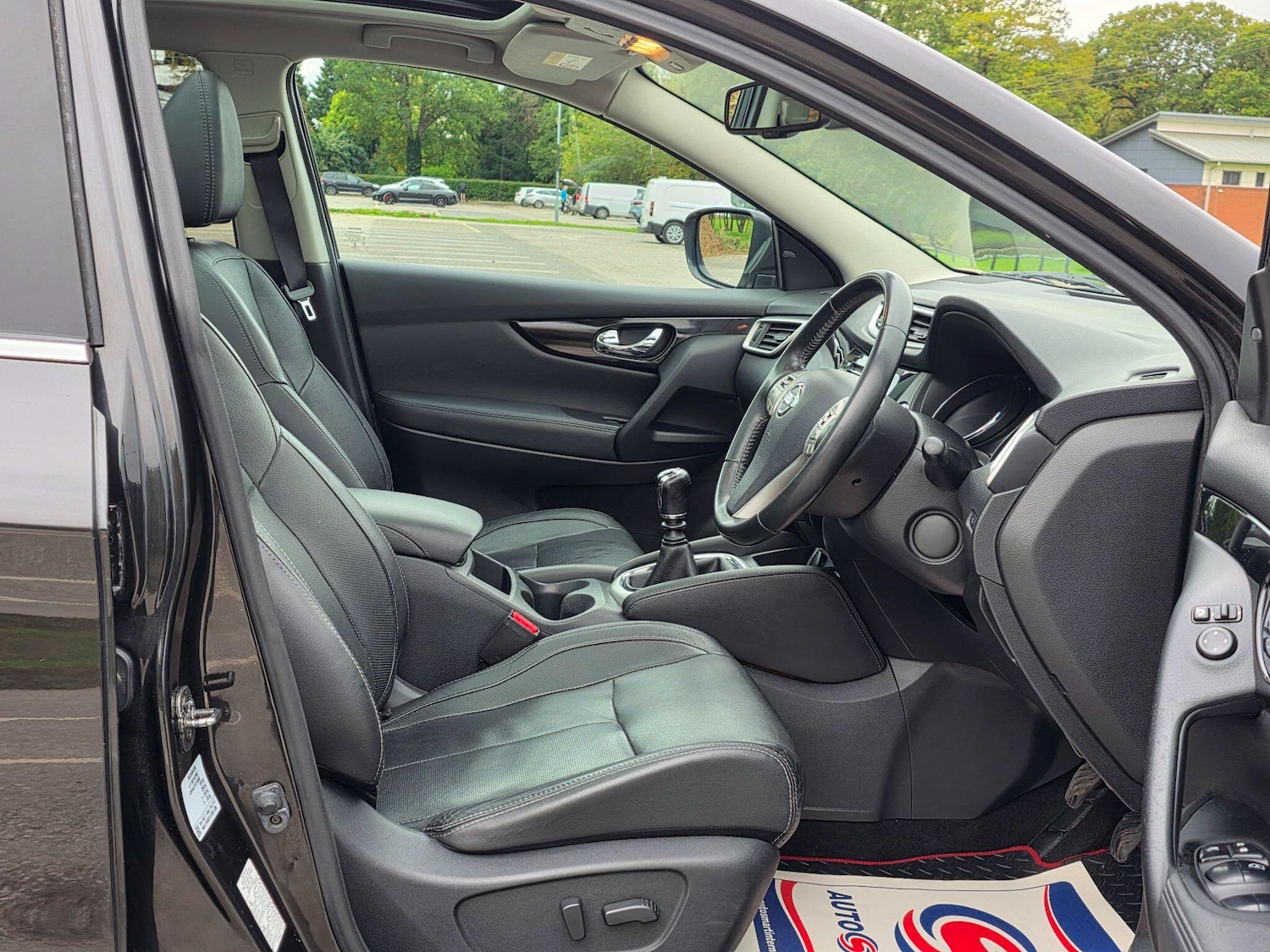 Used Nissan Qashqai 2014 for sale - 76203667: Photo 22