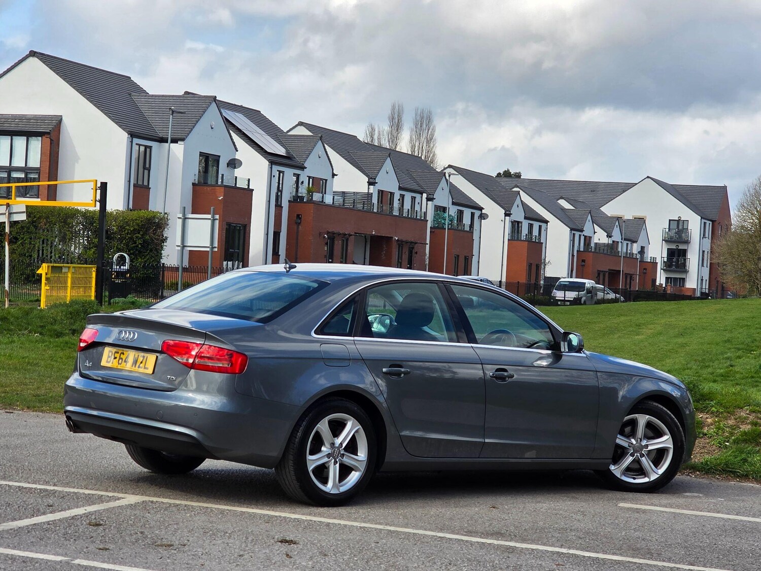 Used Audi A4 2014 for sale - 78088731: Photo 7