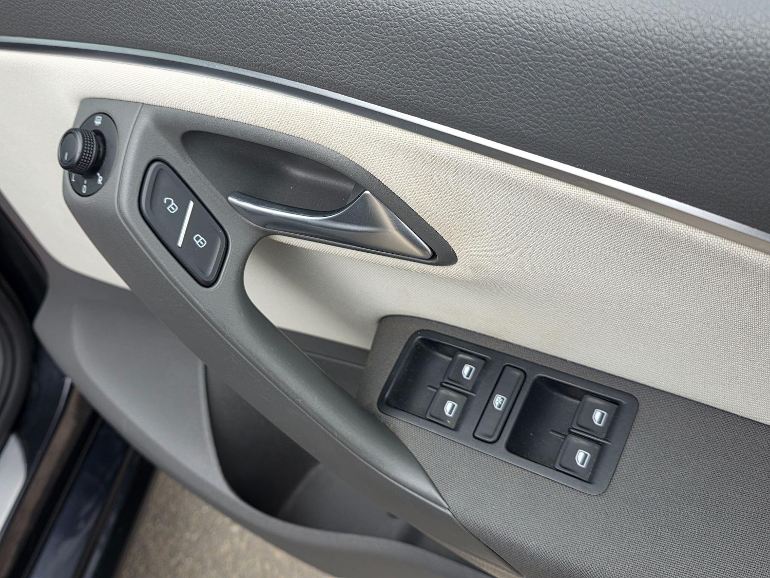 Used Volkswagen Polo 2015 for sale - 78103099: Photo 20