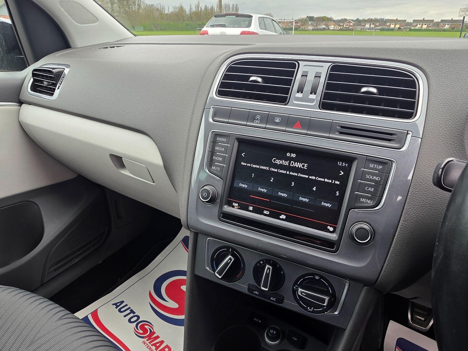 Used Volkswagen Polo 2015 for sale - 78103099: Photo 28