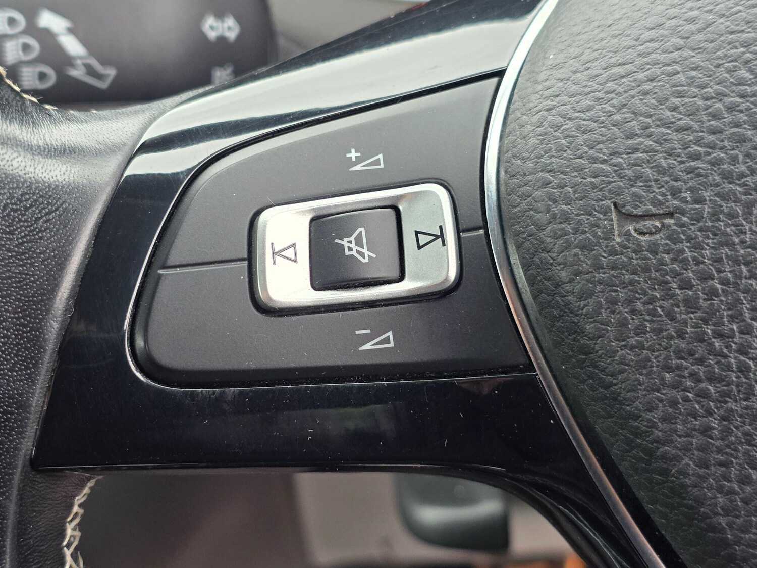 Used Volkswagen Polo 2015 for sale - 78103099: Photo 30