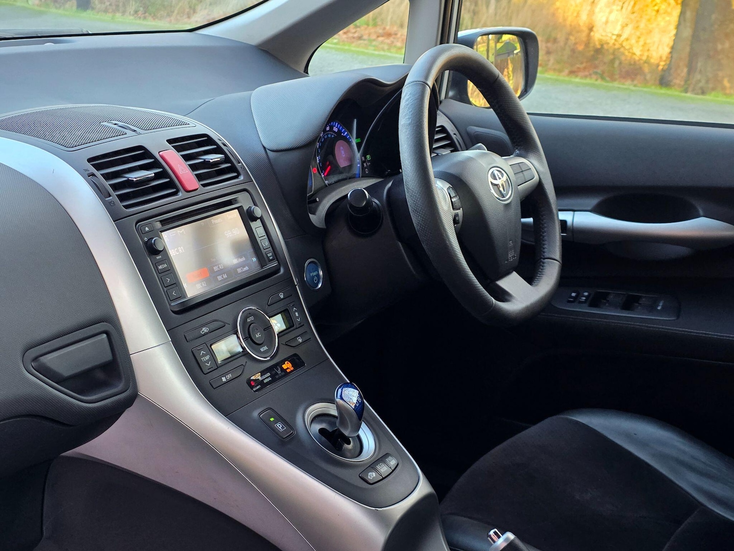 Used Toyota Auris 2012 for sale - 76745467: Photo 11