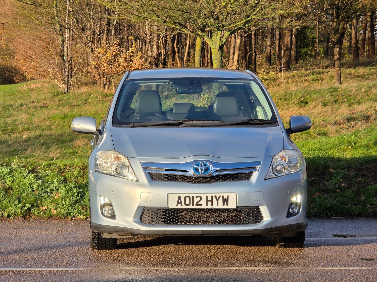Used Toyota Auris 2012 for sale - 76745467: Photo 2
