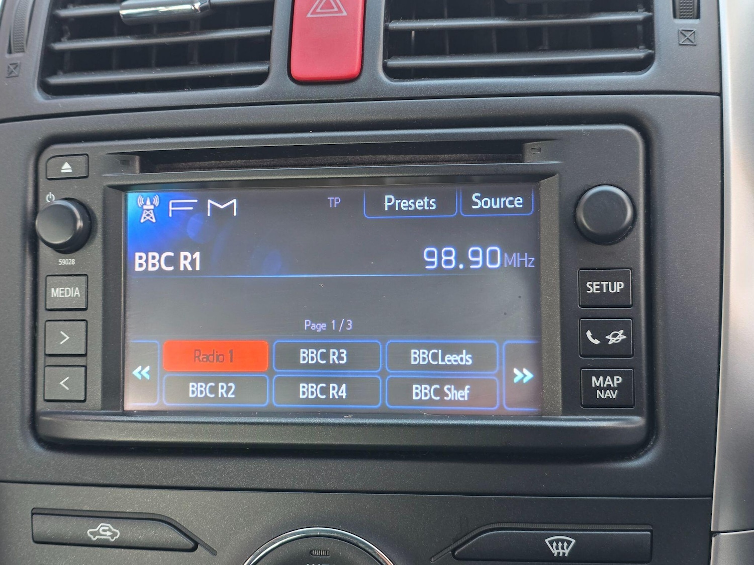 Used Toyota Auris 2012 for sale - 76745467: Photo 27