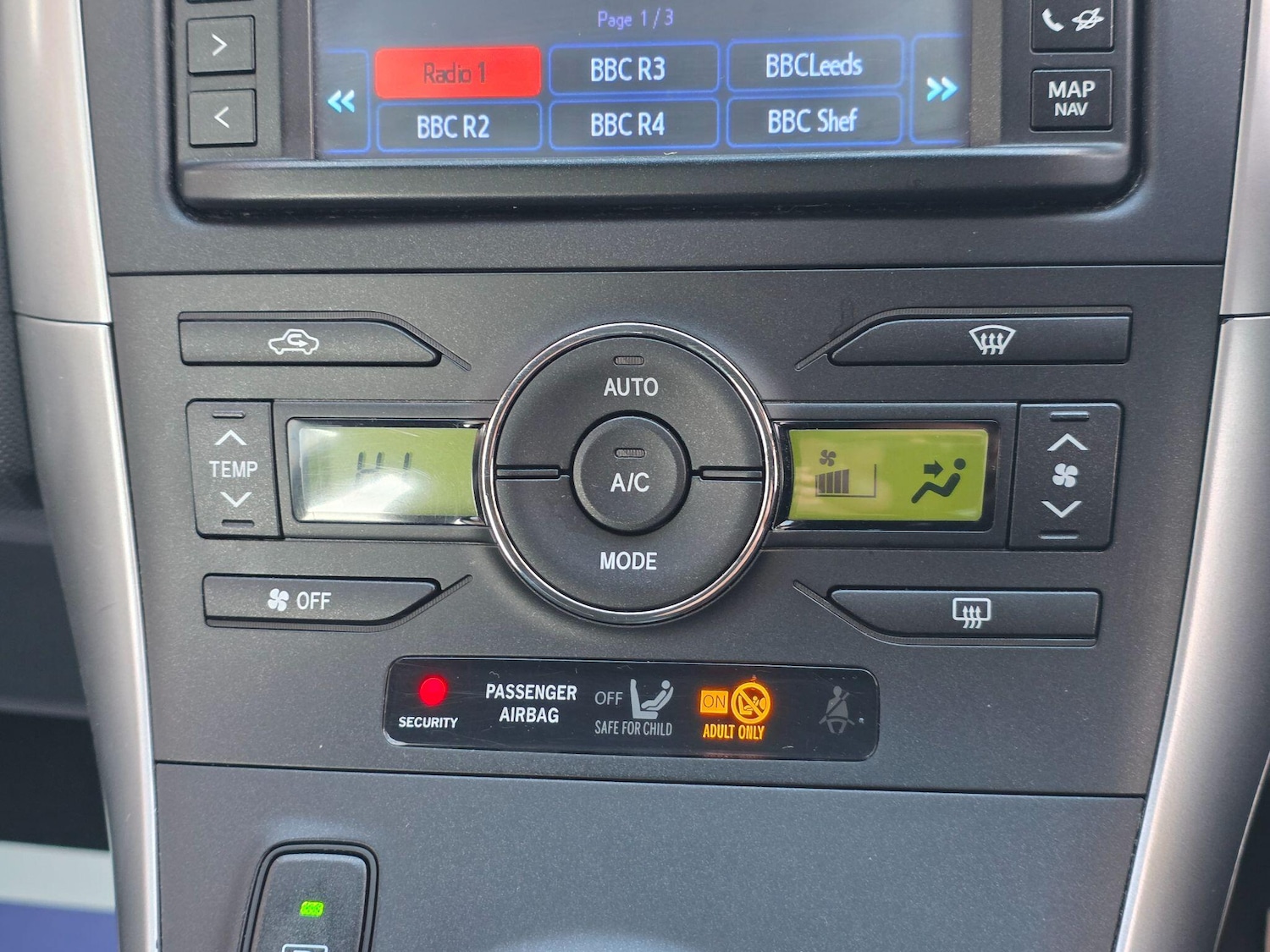 Used Toyota Auris 2012 for sale - 76745467: Photo 28