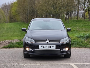 Used Volkswagen Polo 2015 for sale - 78450415: Photo