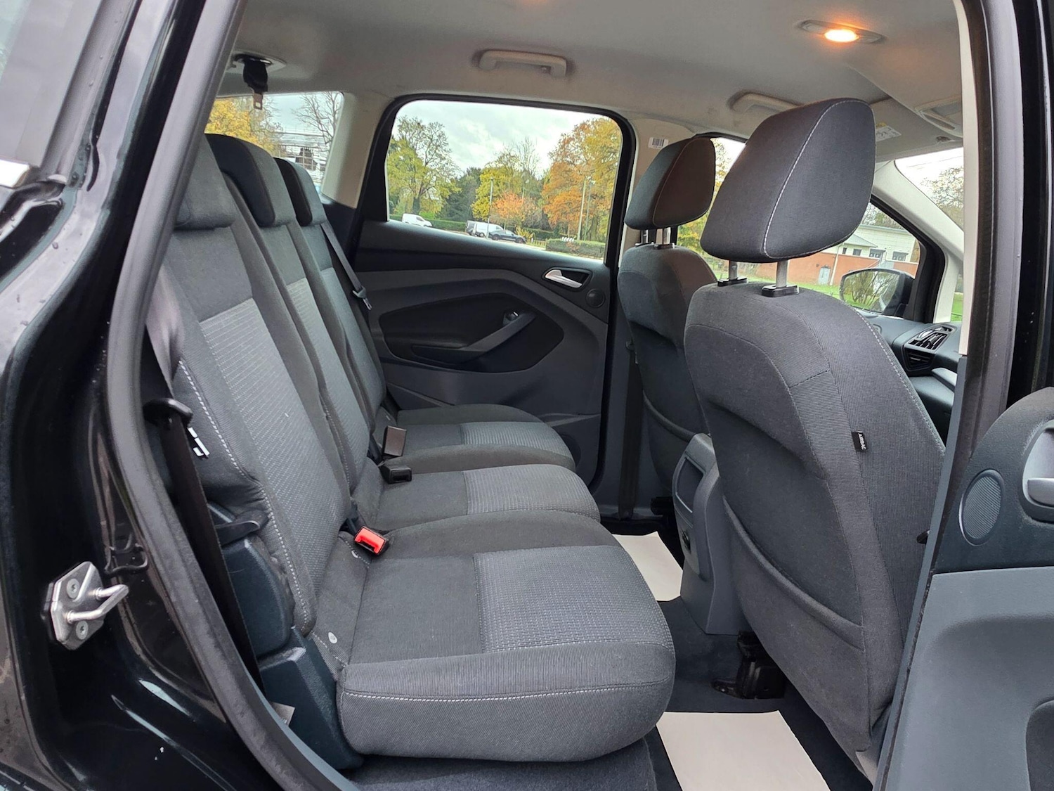 Used Ford C-Max 2015 for sale - 76552192: Photo 14