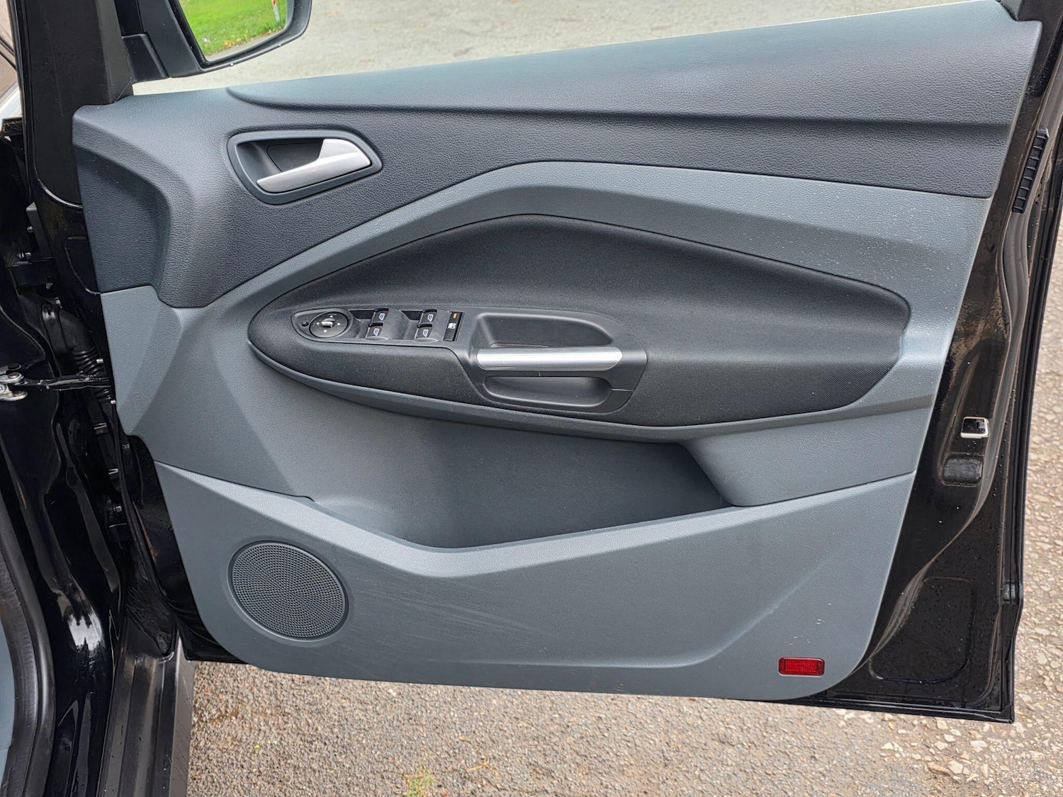 Used Ford C-Max 2015 for sale - 76552192: Photo 18