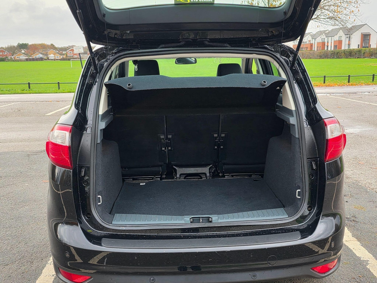 Used Ford C-Max 2015 for sale - 76552192: Photo 31