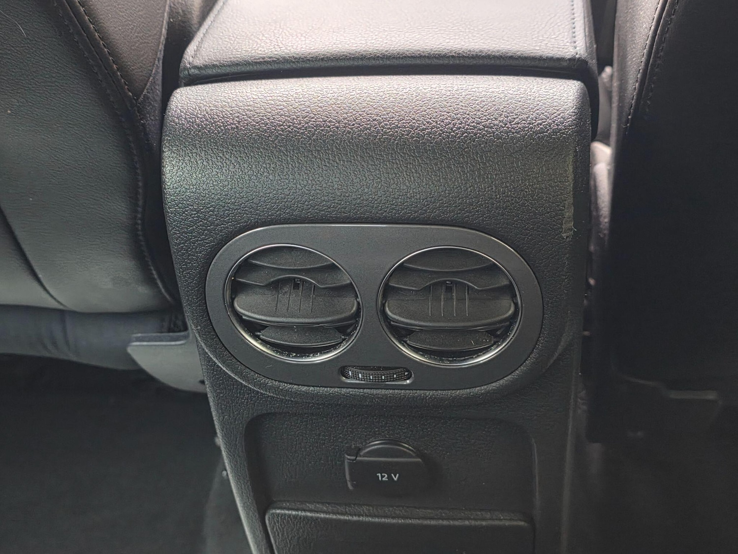 Used Volkswagen Tiguan 2015 for sale - 76350684: Photo 19