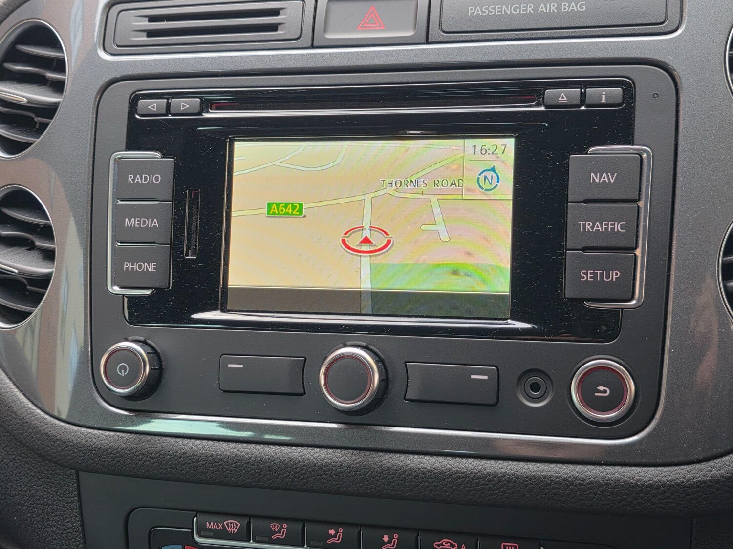 Used Volkswagen Tiguan 2015 for sale - 76350684: Photo 28