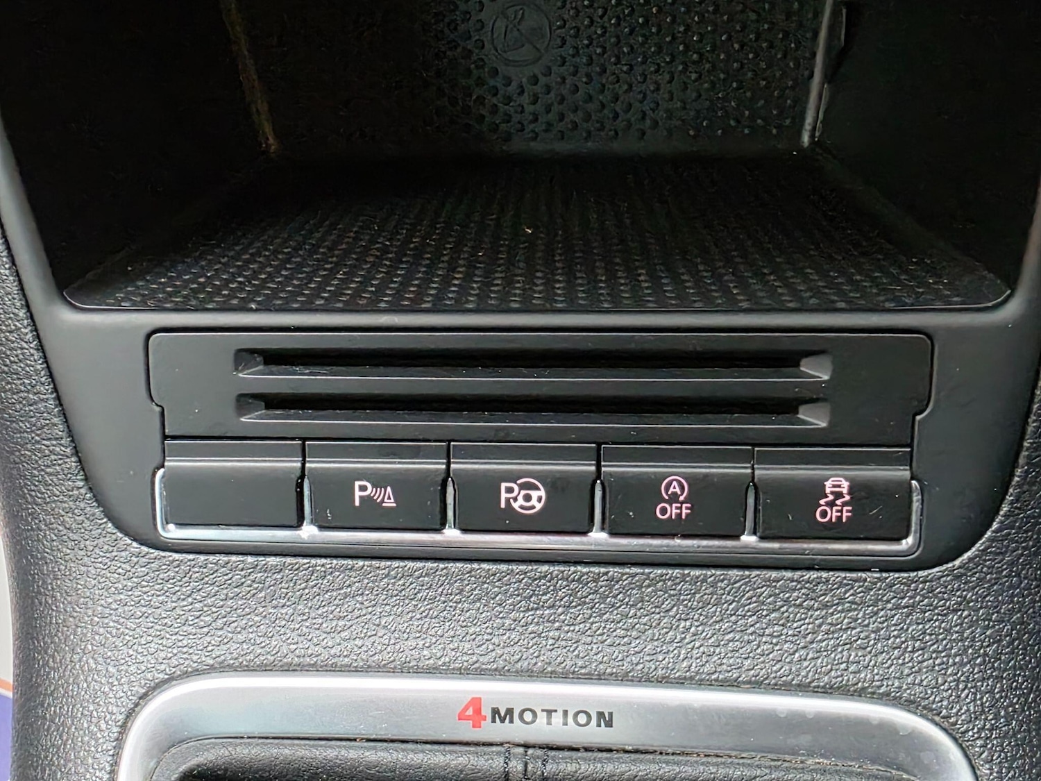 Used Volkswagen Tiguan 2015 for sale - 76350684: Photo 31